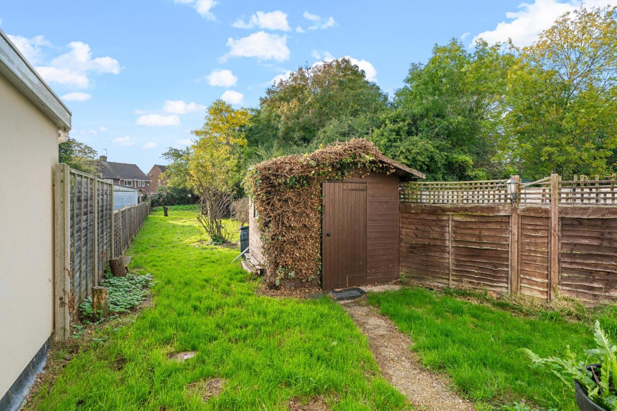Appartamento 2 Bed Luxury Parking And Garden - Close To Heathrow